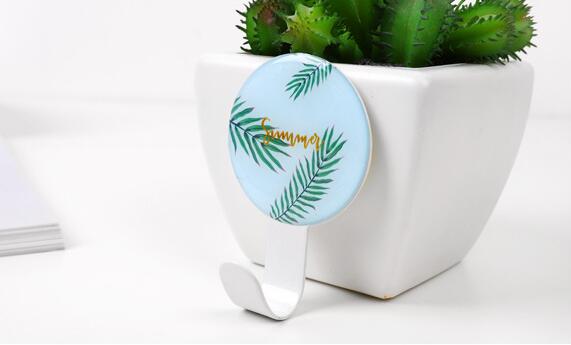 強(qiáng)力粘鉤 家居日用百貨的整潔舒適之道